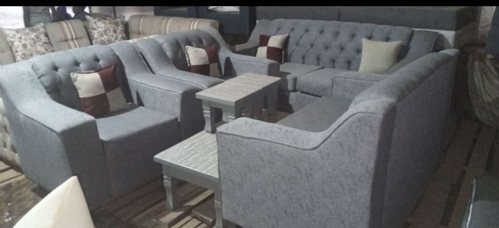Elegant Couch both stylish and comfortable Sofa with Sophisticated and highly customizable on a cheap price